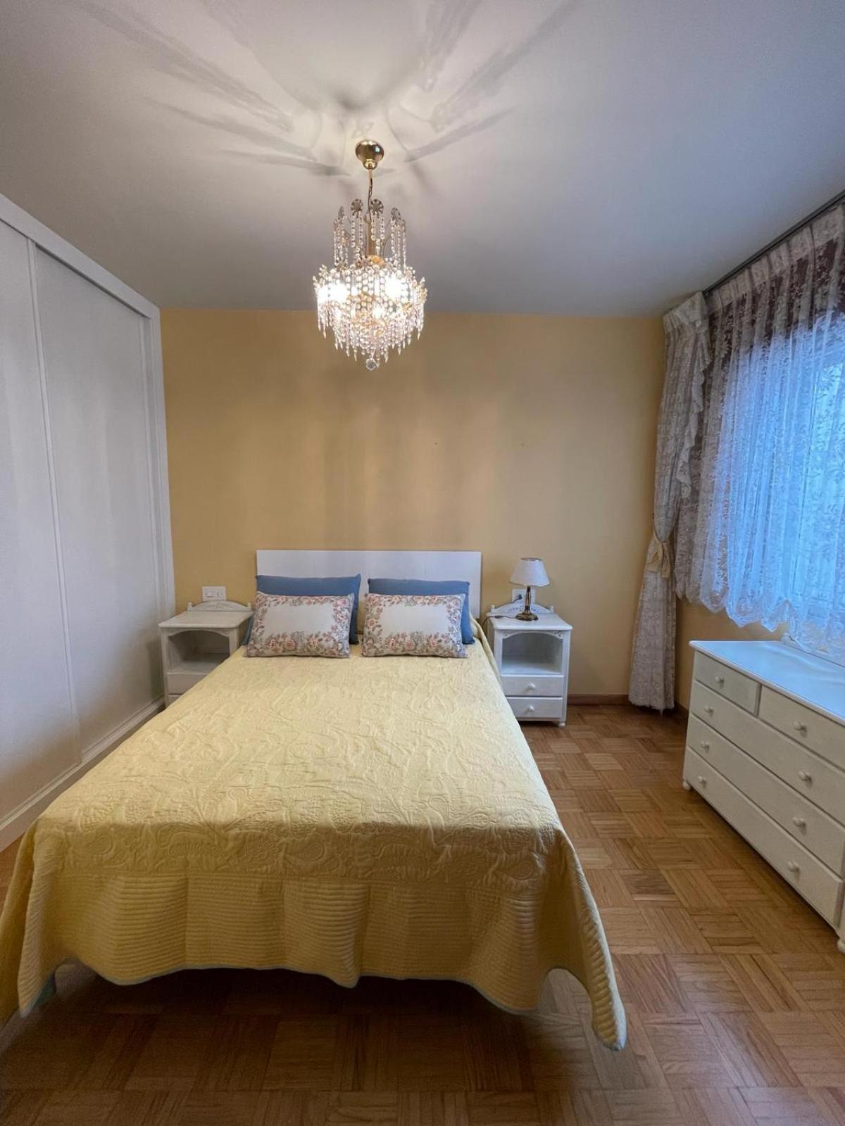 קמבדוס Apartamento Curros Enriquez מראה חיצוני תמונה