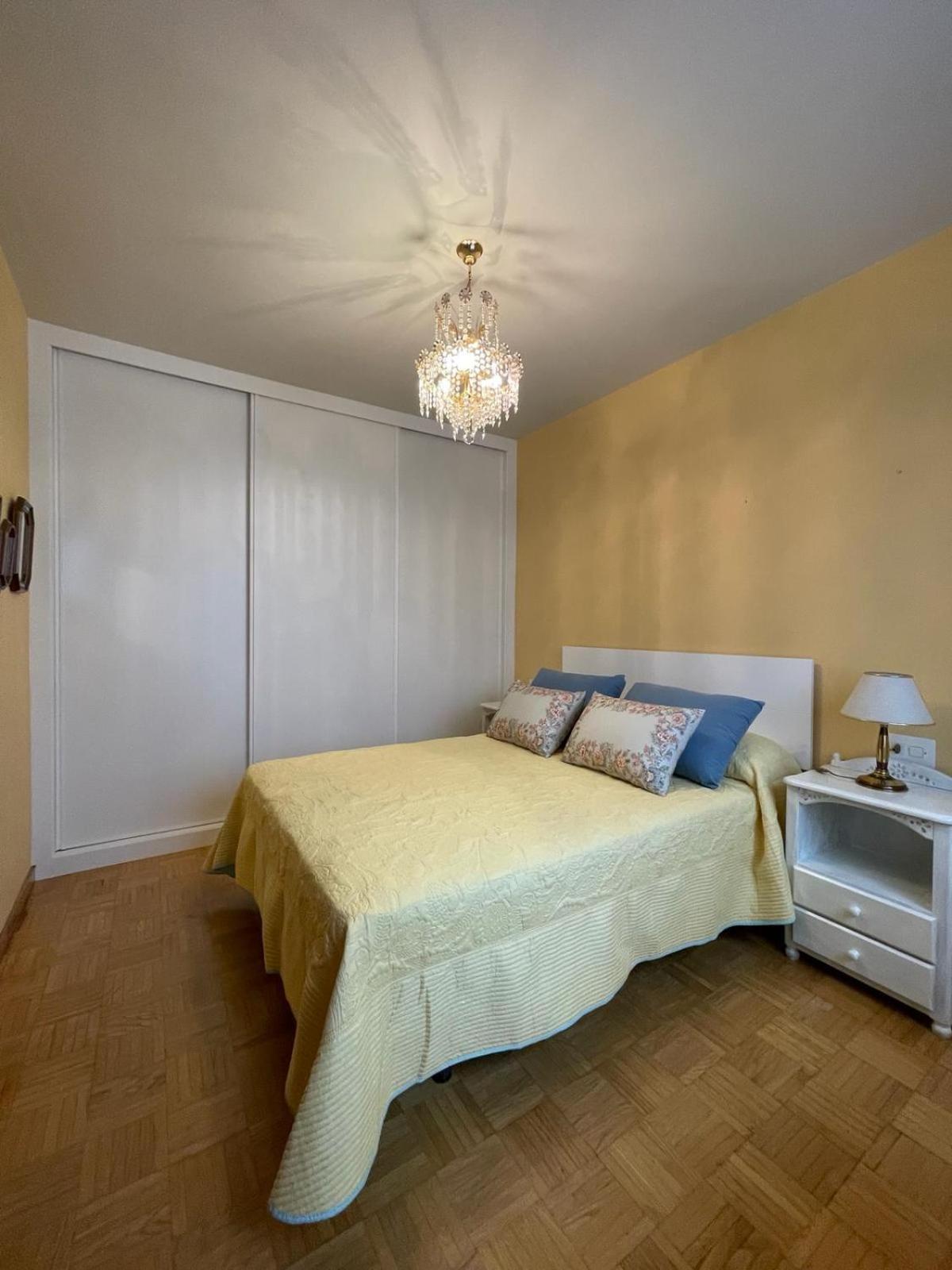 קמבדוס Apartamento Curros Enriquez מראה חיצוני תמונה