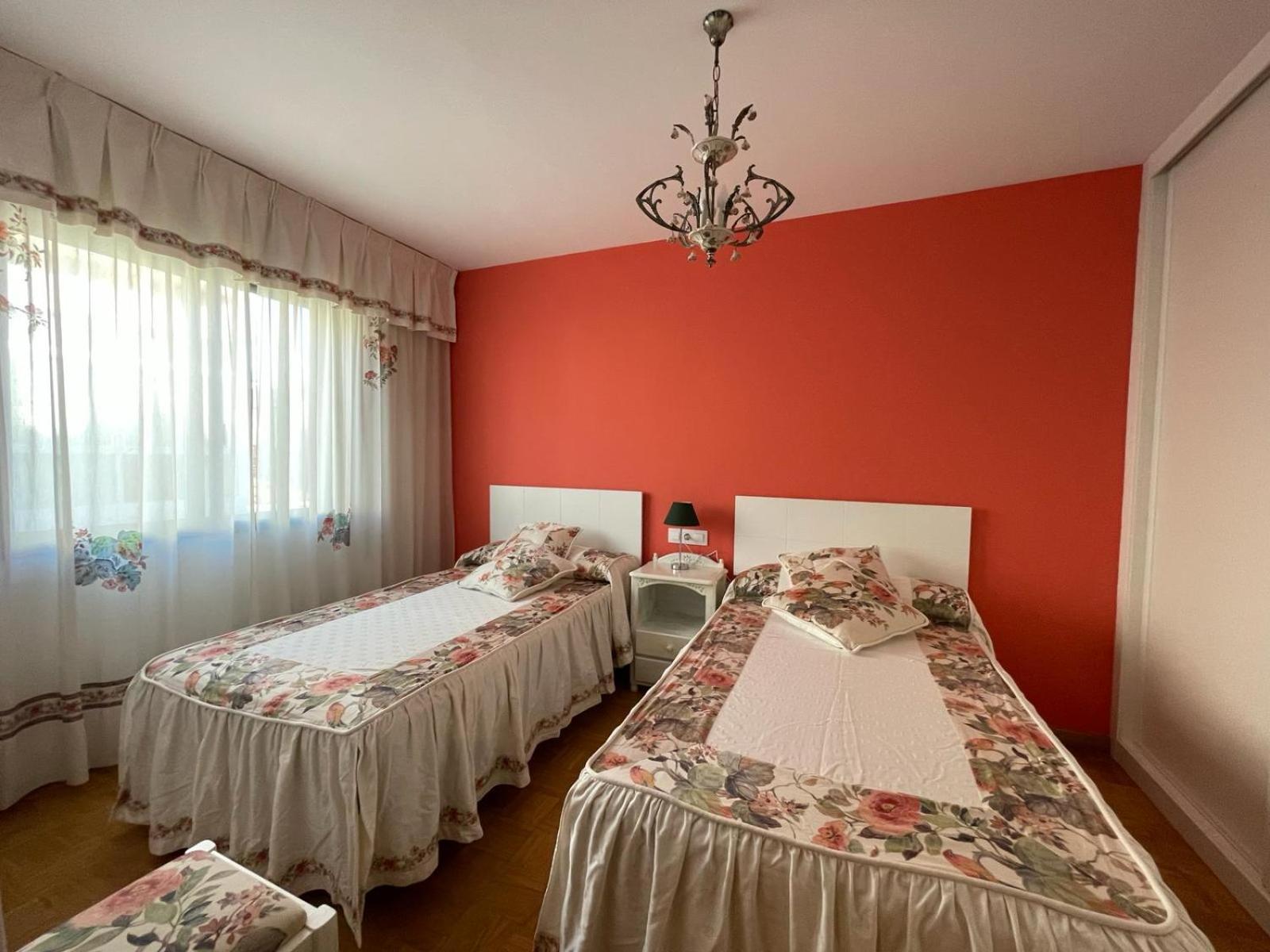 קמבדוס Apartamento Curros Enriquez מראה חיצוני תמונה